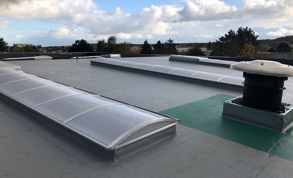 Rénovation isolation toitures usine Clayes-sous-Bois